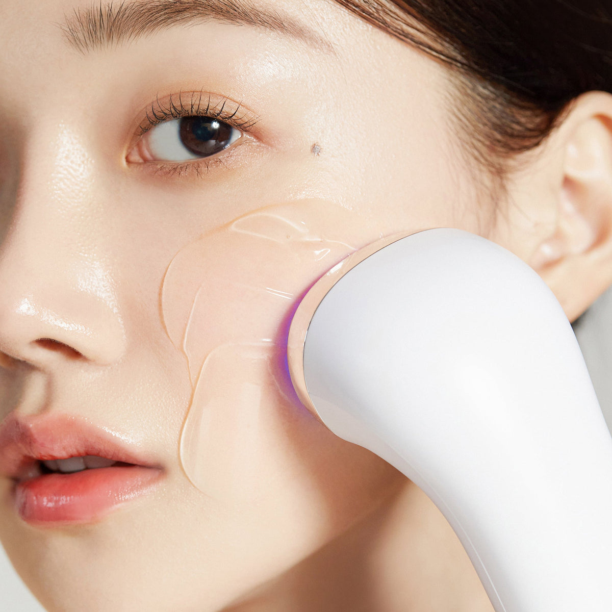 [Subscr.] AGE-R Booster Gel Serum | Medicube